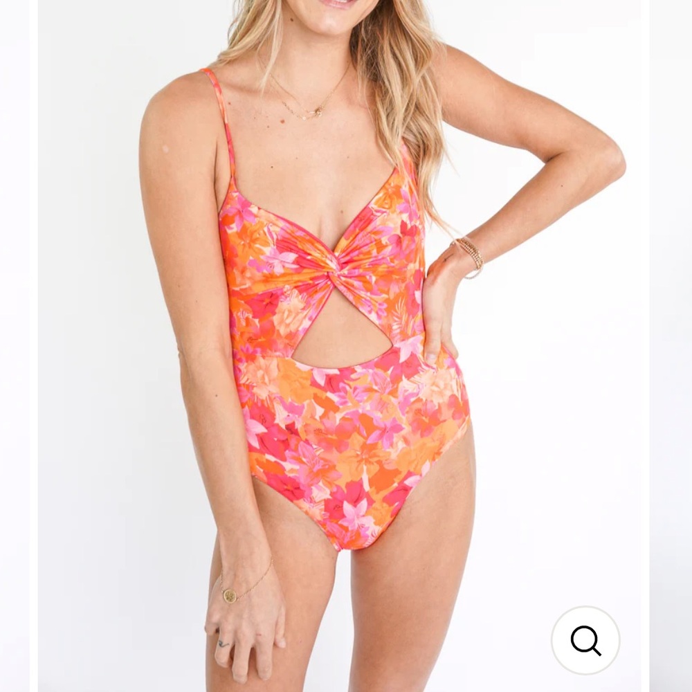 L Space Kyslee 1 piece swim suit NWT